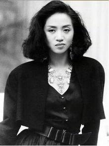 老辈明星评价梅艳芳的话,一代歌后，永恒的传奇风采